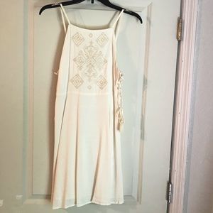 Forever 21 Cream Spaghetti Strap Zip Up Dress with built in Slip Size M